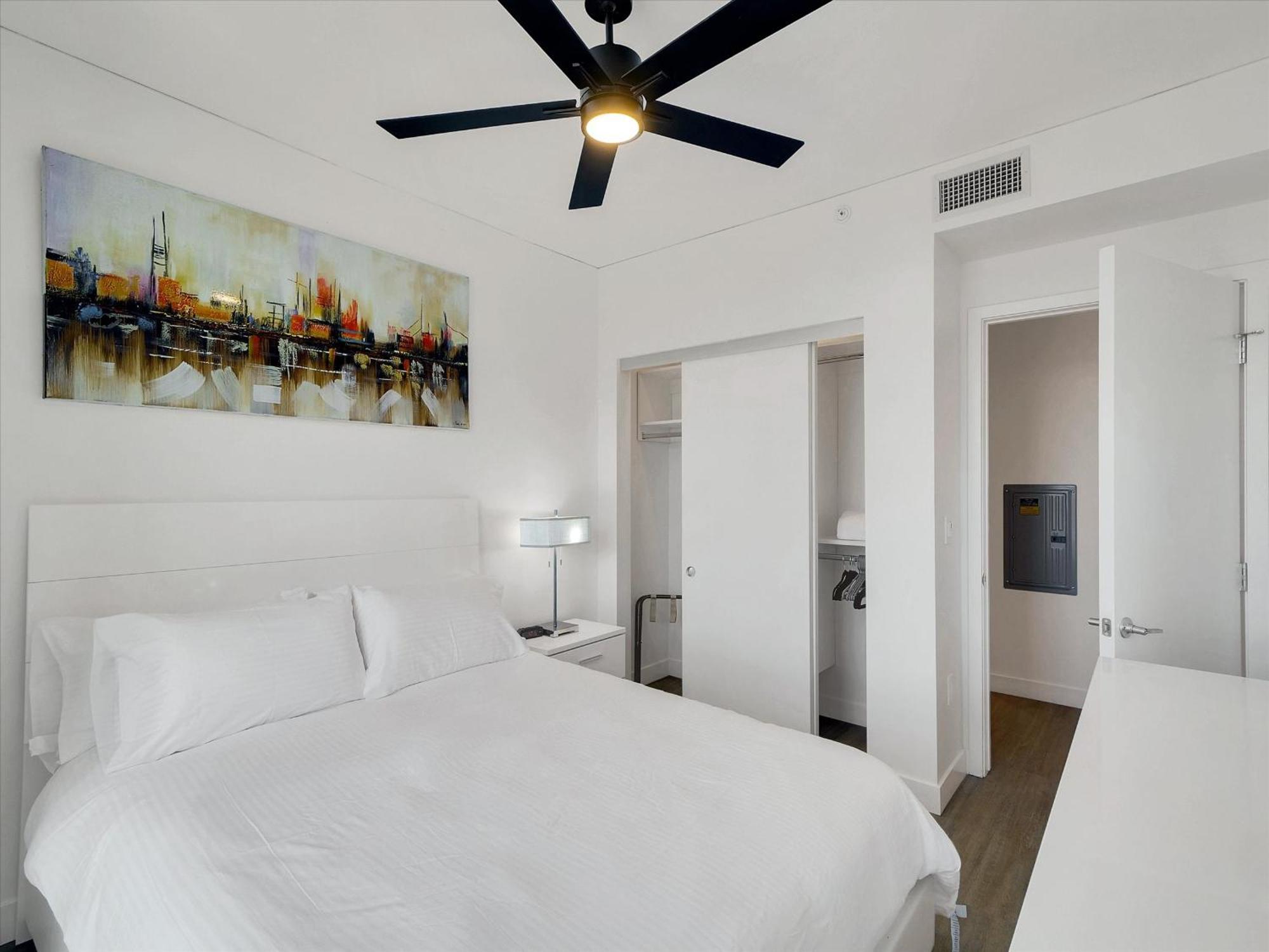 Global Luxury Suites At Downtown Phoenix Bagian luar foto