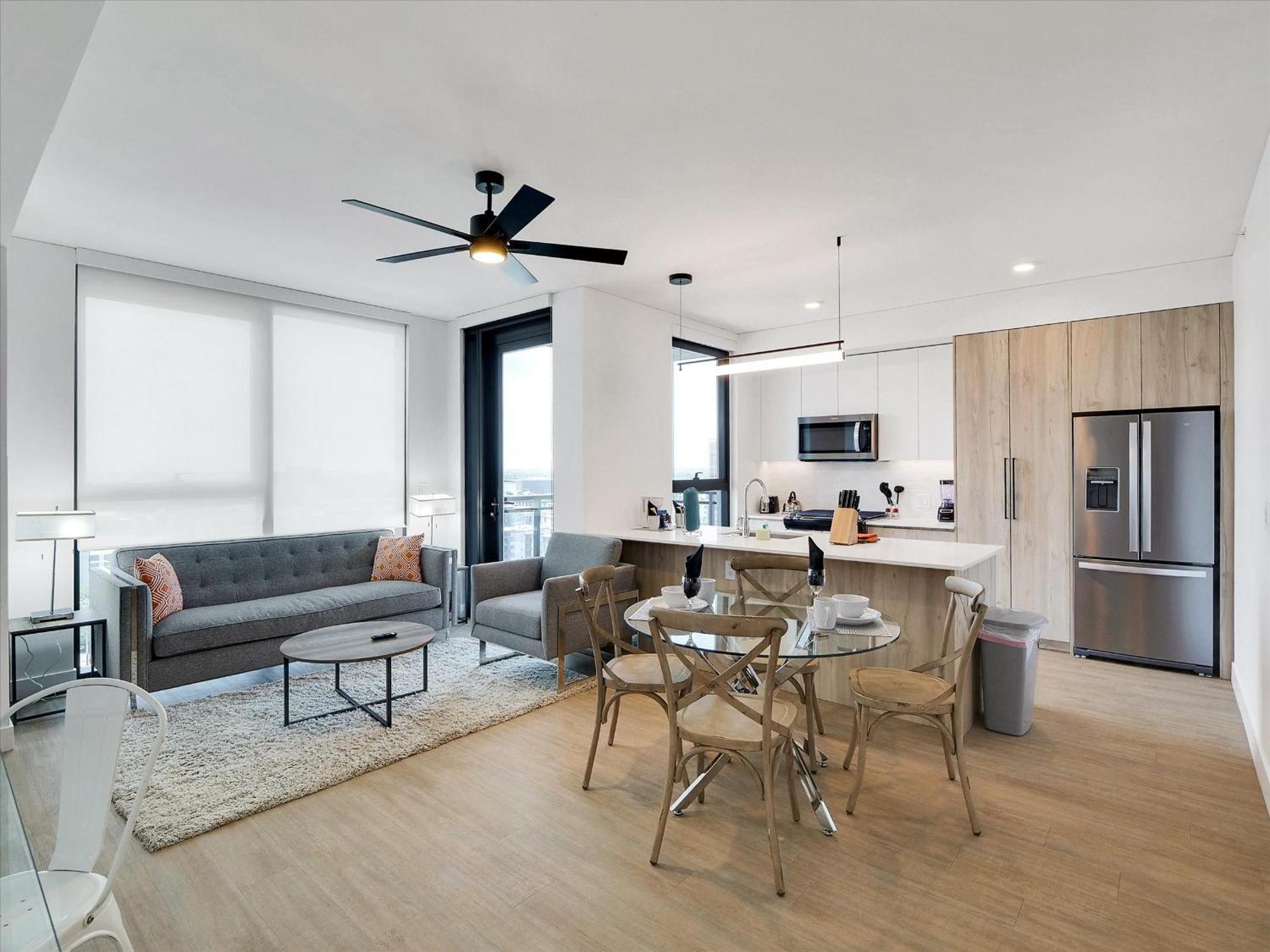 Global Luxury Suites At Downtown Phoenix Bagian luar foto