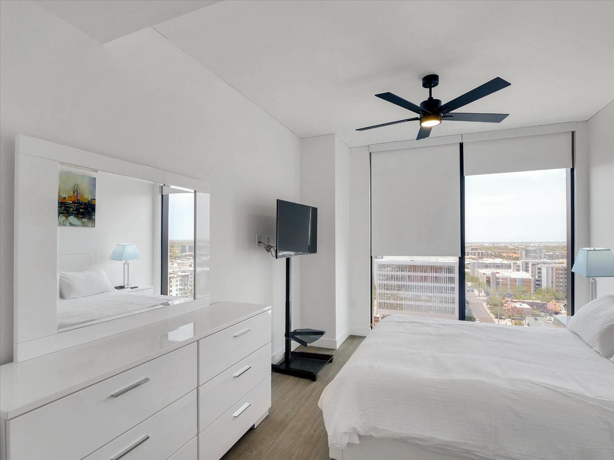 Global Luxury Suites At Downtown Phoenix Bagian luar foto