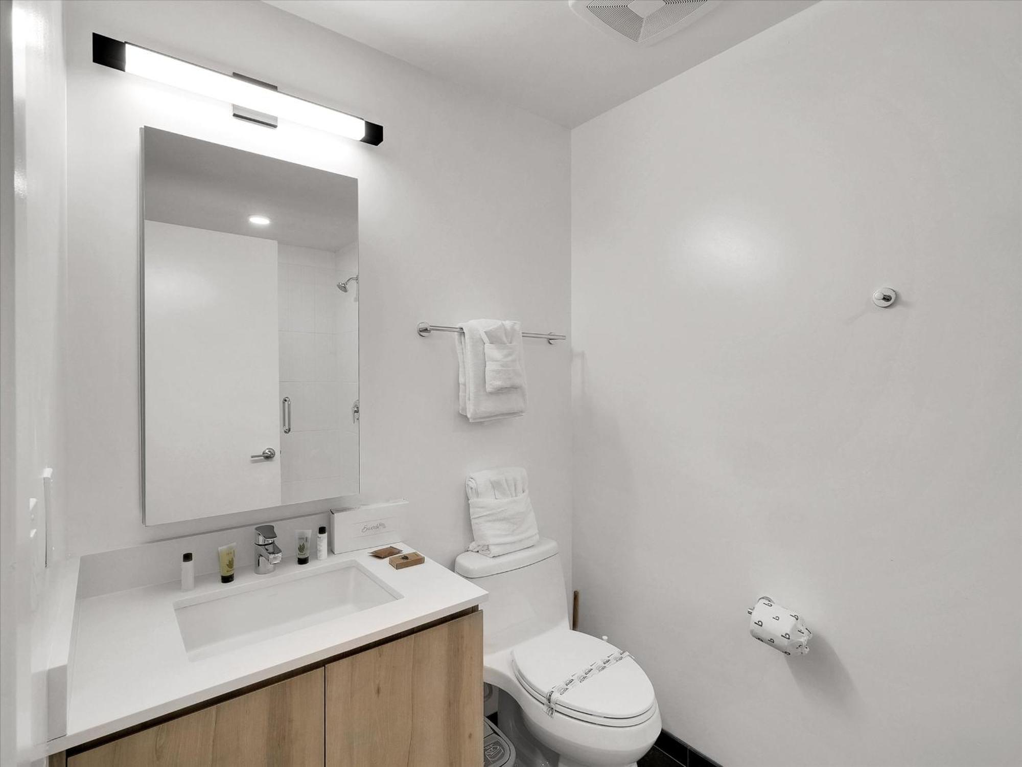 Global Luxury Suites At Downtown Phoenix Bagian luar foto
