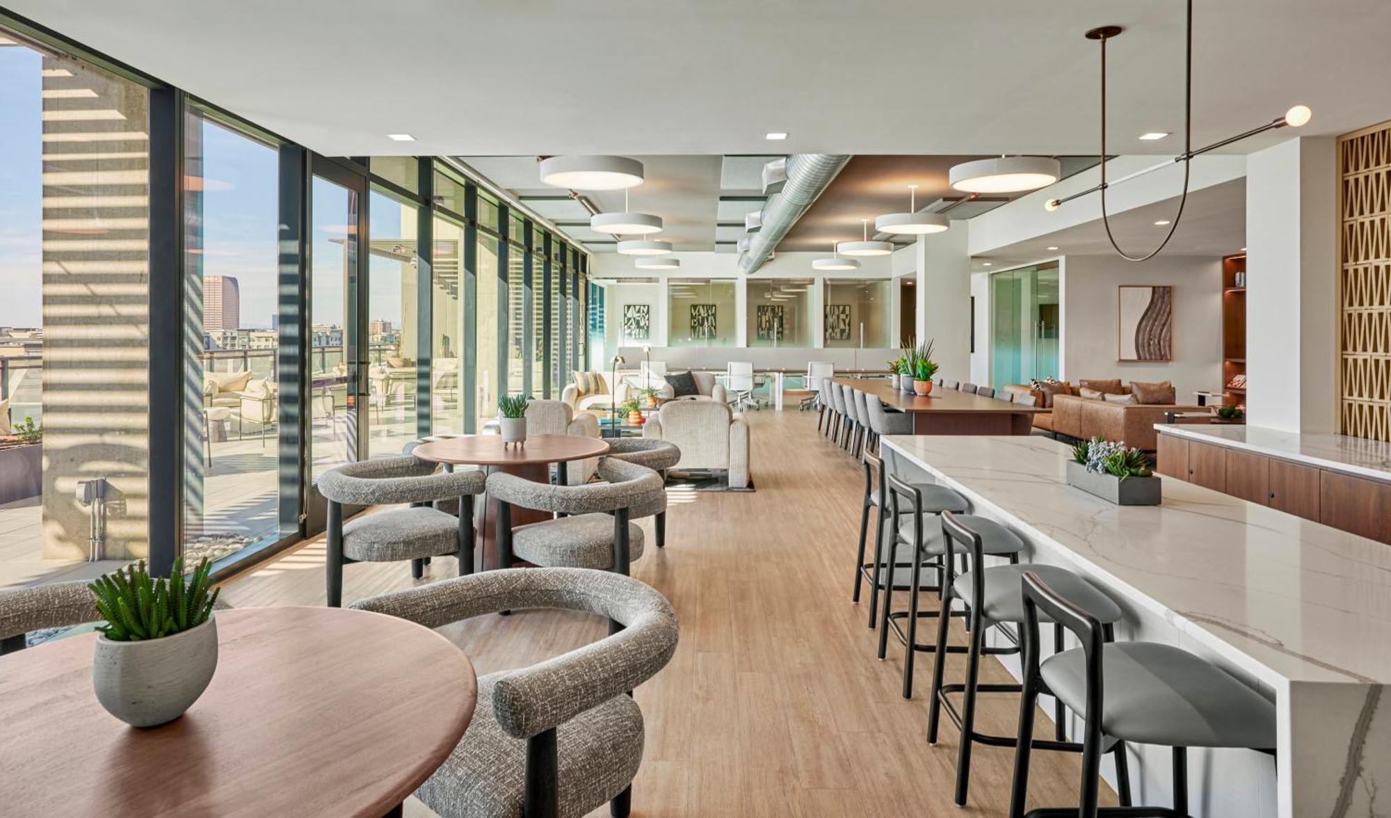 Global Luxury Suites At Downtown Phoenix Bagian luar foto